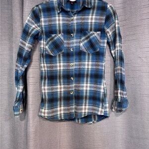 Women’s Fitted Flannel Blue & Black Plaid Shirt